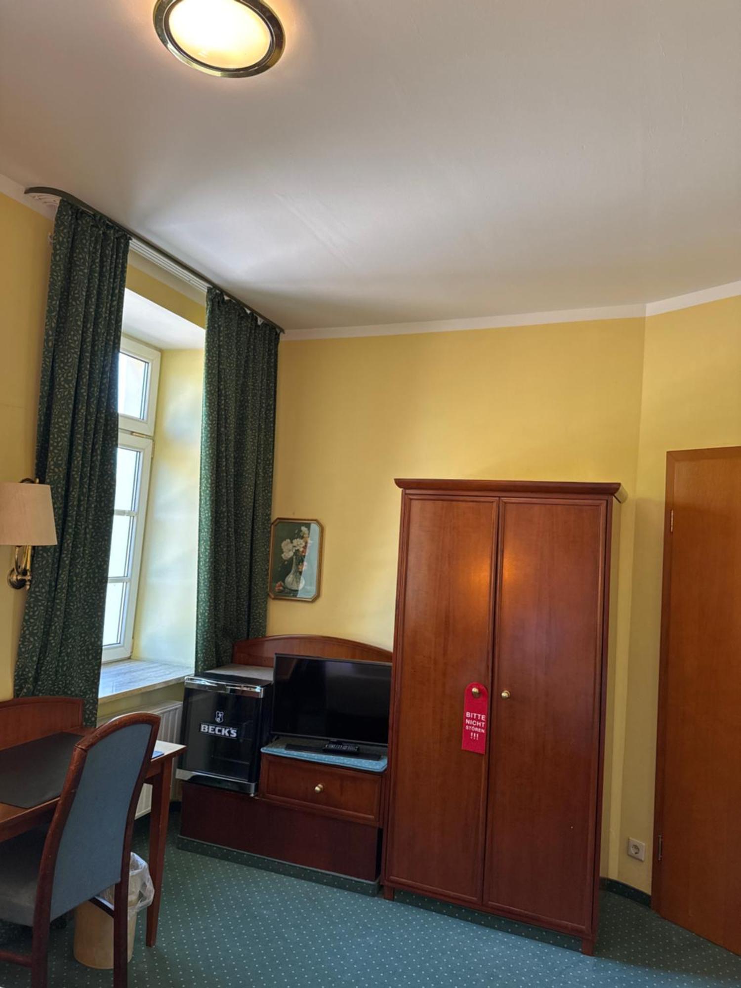 Am Schloss -